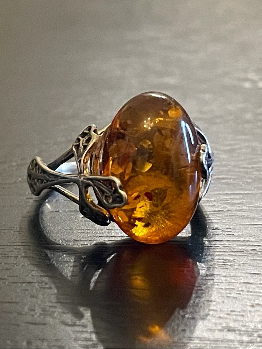 Vintage 925 Silver Baltic Amber Cognac Leaf Ring